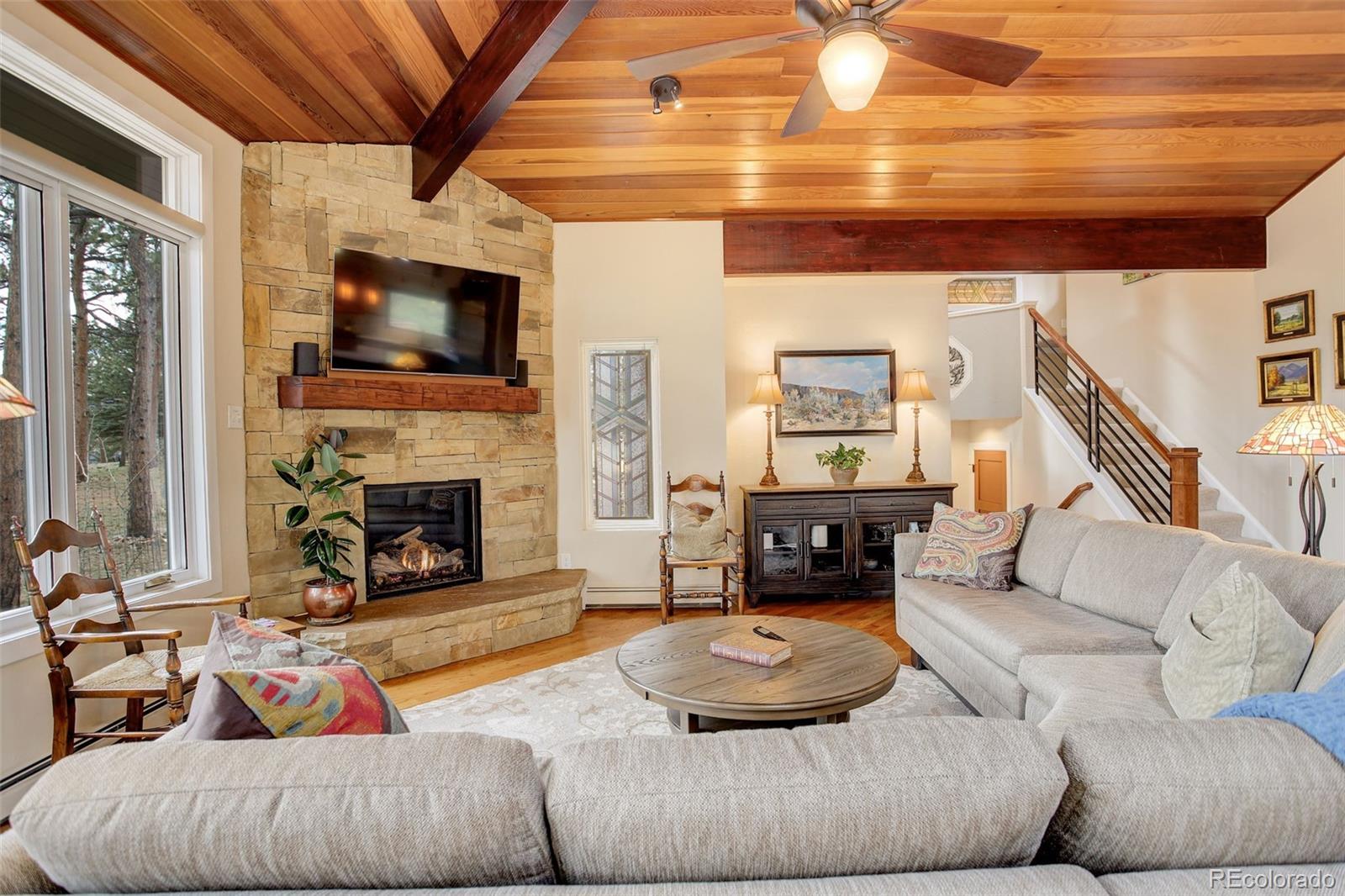 2420 Juniper Court