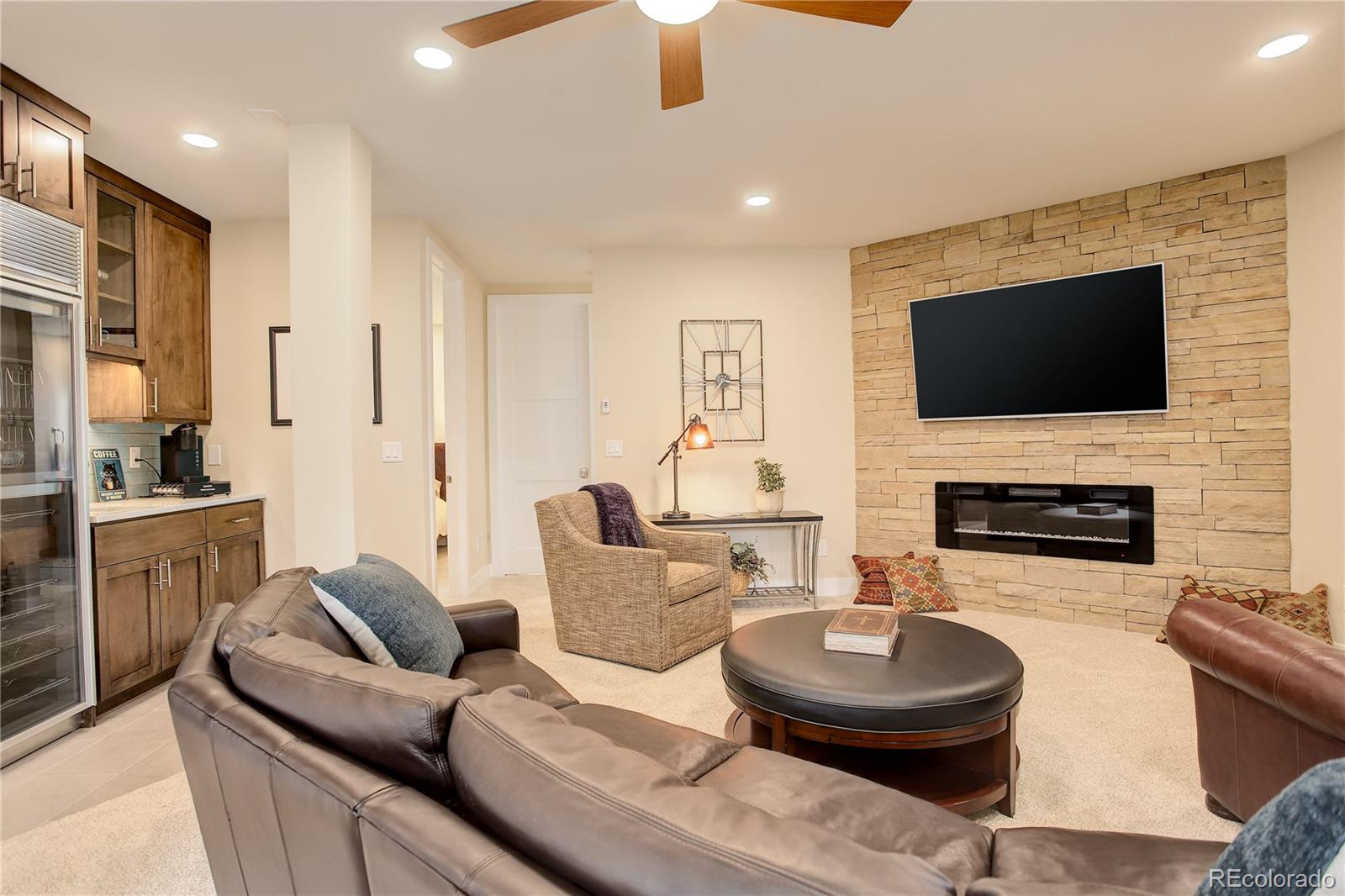 2420 Juniper Court