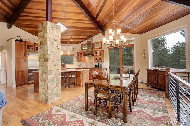 2420 Juniper Court