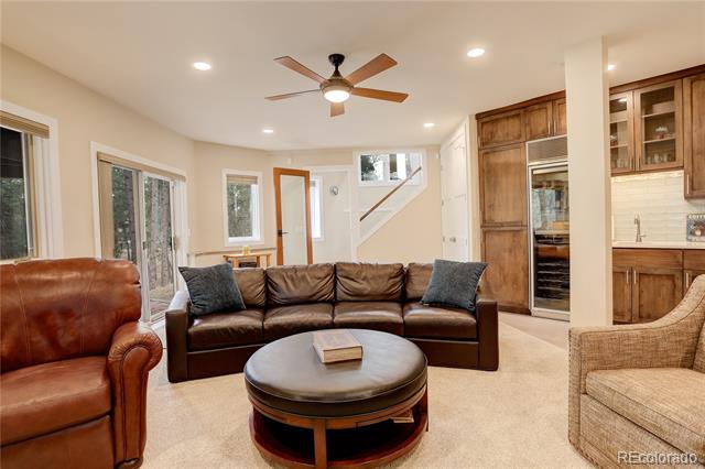 2420 Juniper Court