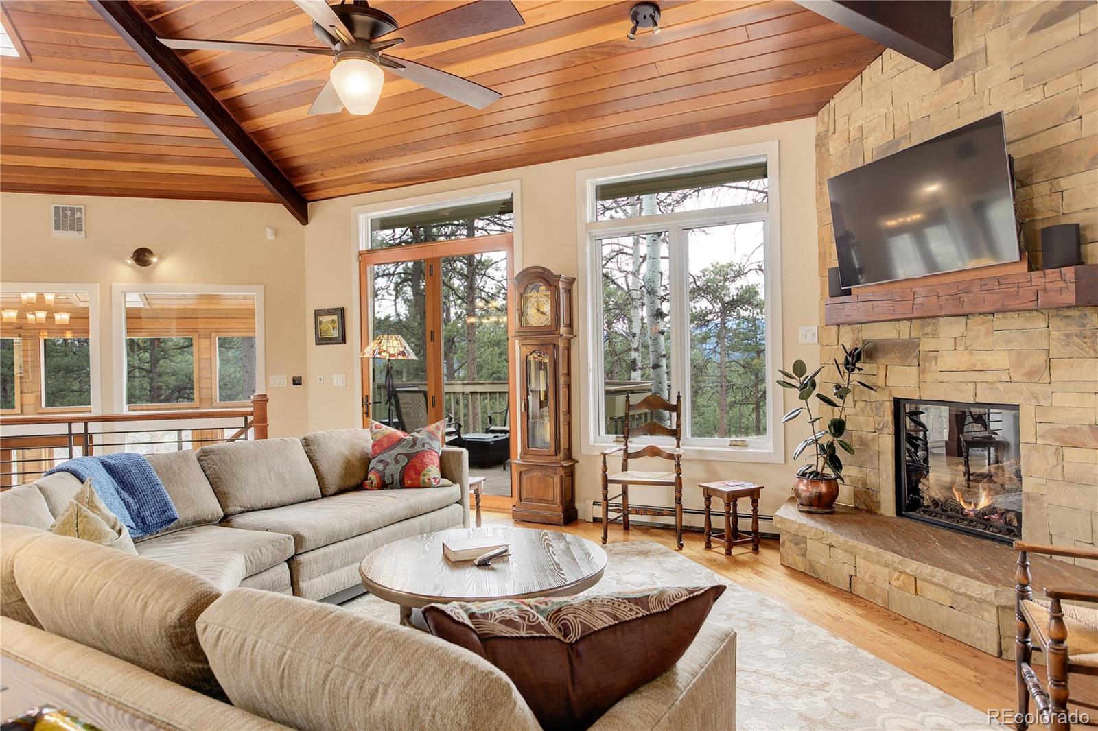 2420 Juniper Court