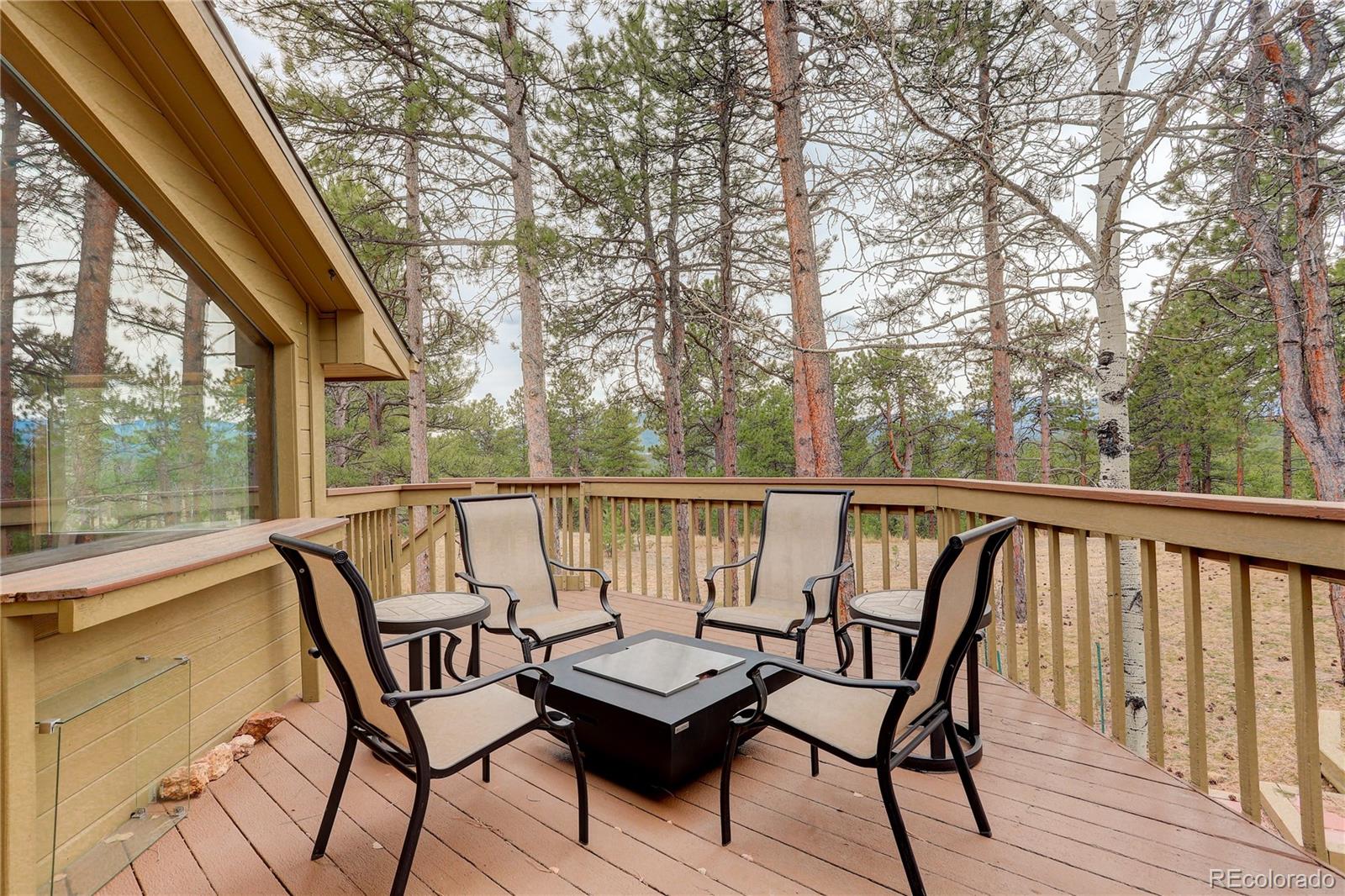 2420 Juniper Court