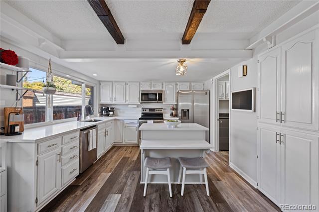 563 S Xenon Court