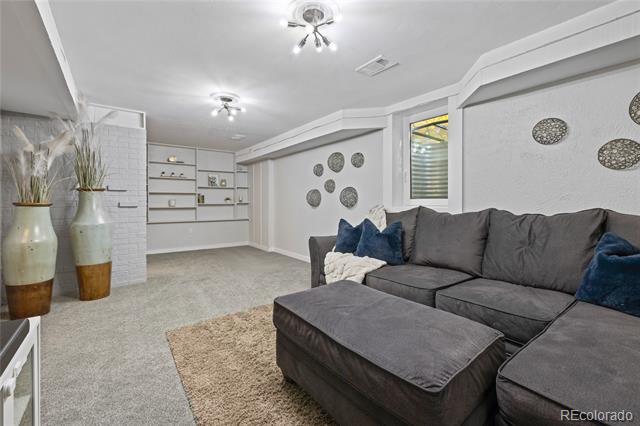 563 S Xenon Court