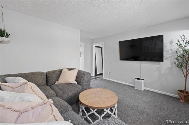563 S Xenon Court