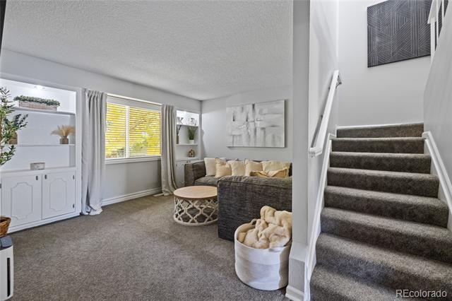 563 S Xenon Court