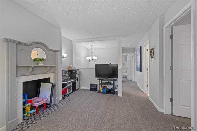 563 S Xenon Court