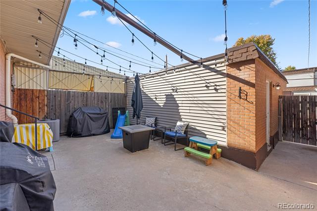 563 S Xenon Court