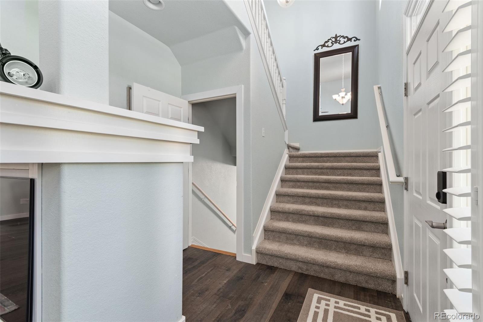 8318 Devinney Court