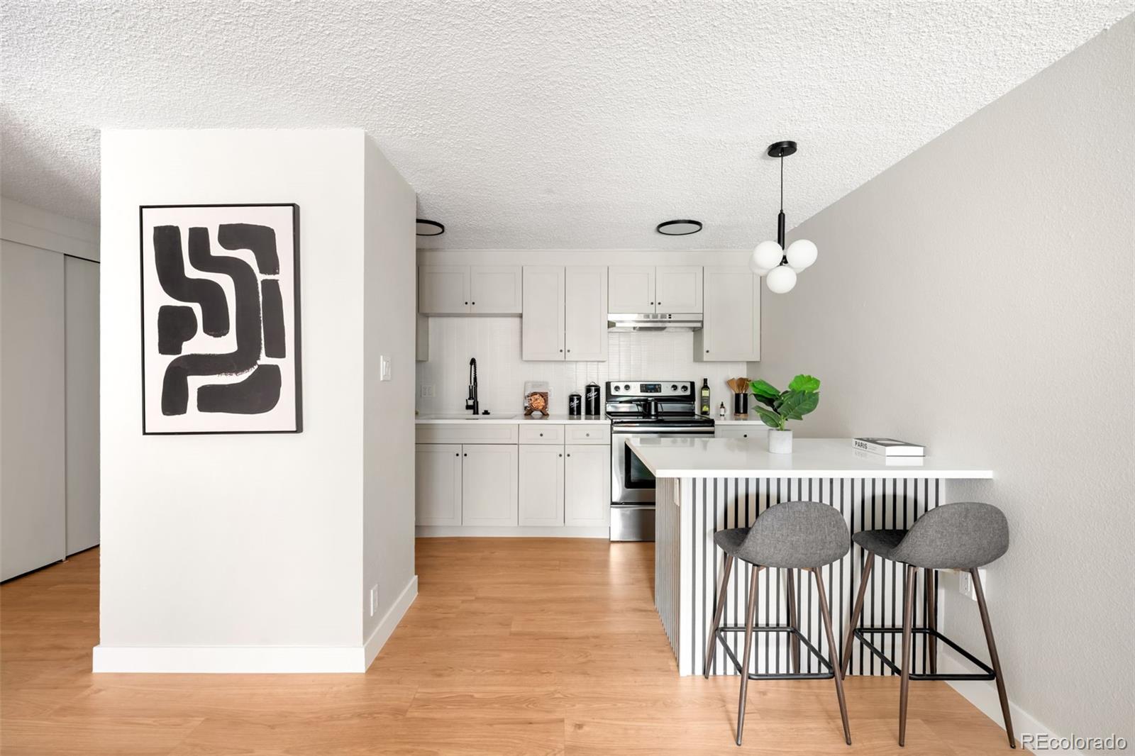 2500 S York Street Unit: 115