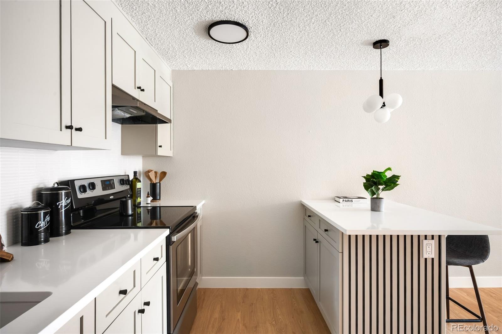 2500 S York Street Unit: 115