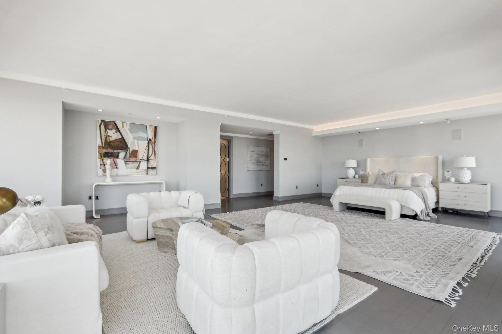 5 Renaissance Square Unit: PH41 Ent. Floor