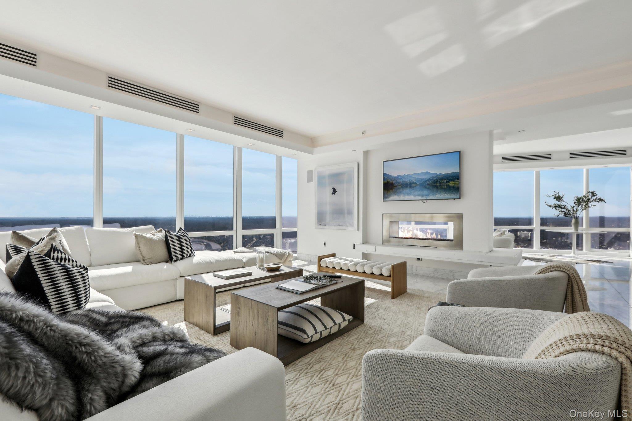 5 Renaissance Square Unit: PH41 Ent. Floor