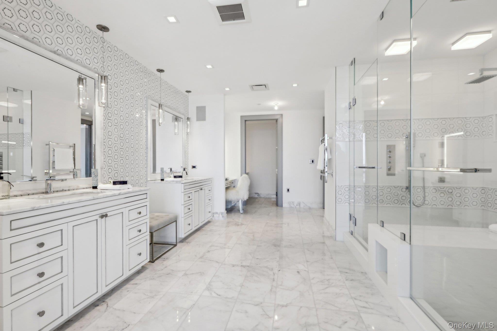 5 Renaissance Square Unit: PH41 Ent. Floor