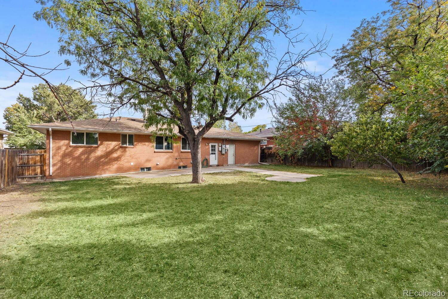 5463 Shoshone Street