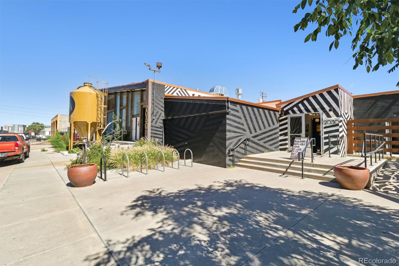 1965 S Irving Street