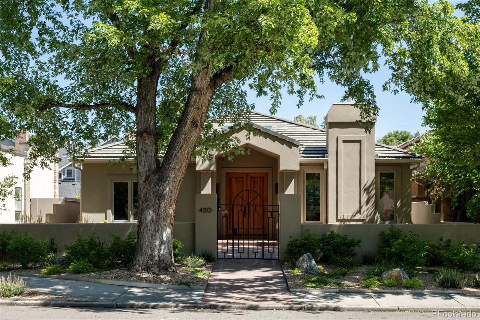 420 Monroe Street