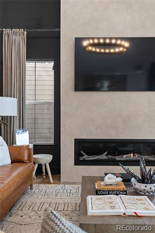 7585 Copper Sky Court