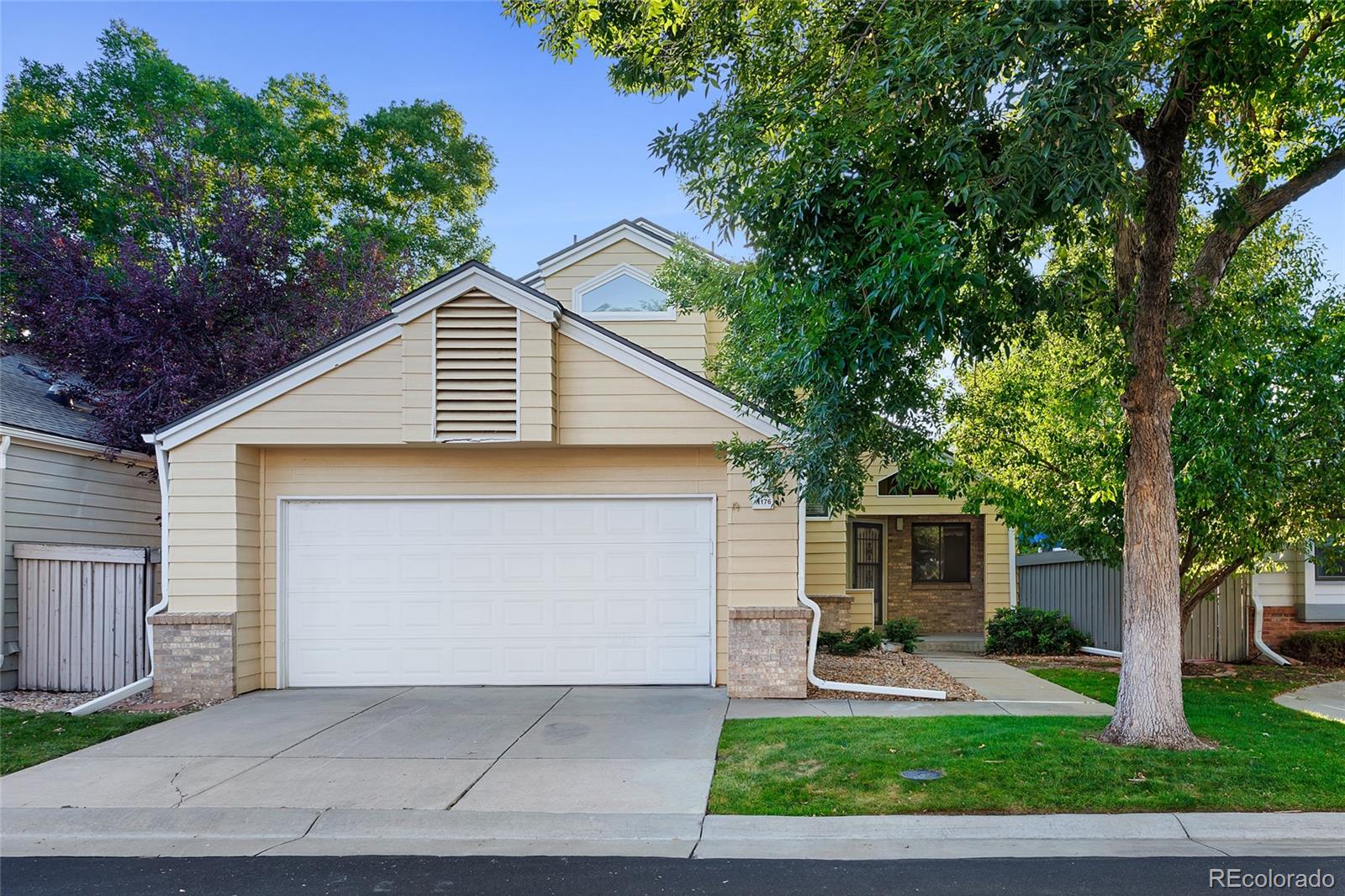 11176 E Baltic Drive