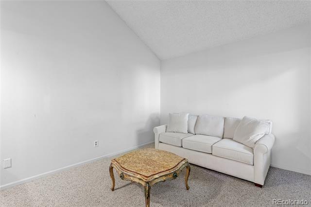 11176 E Baltic Drive
