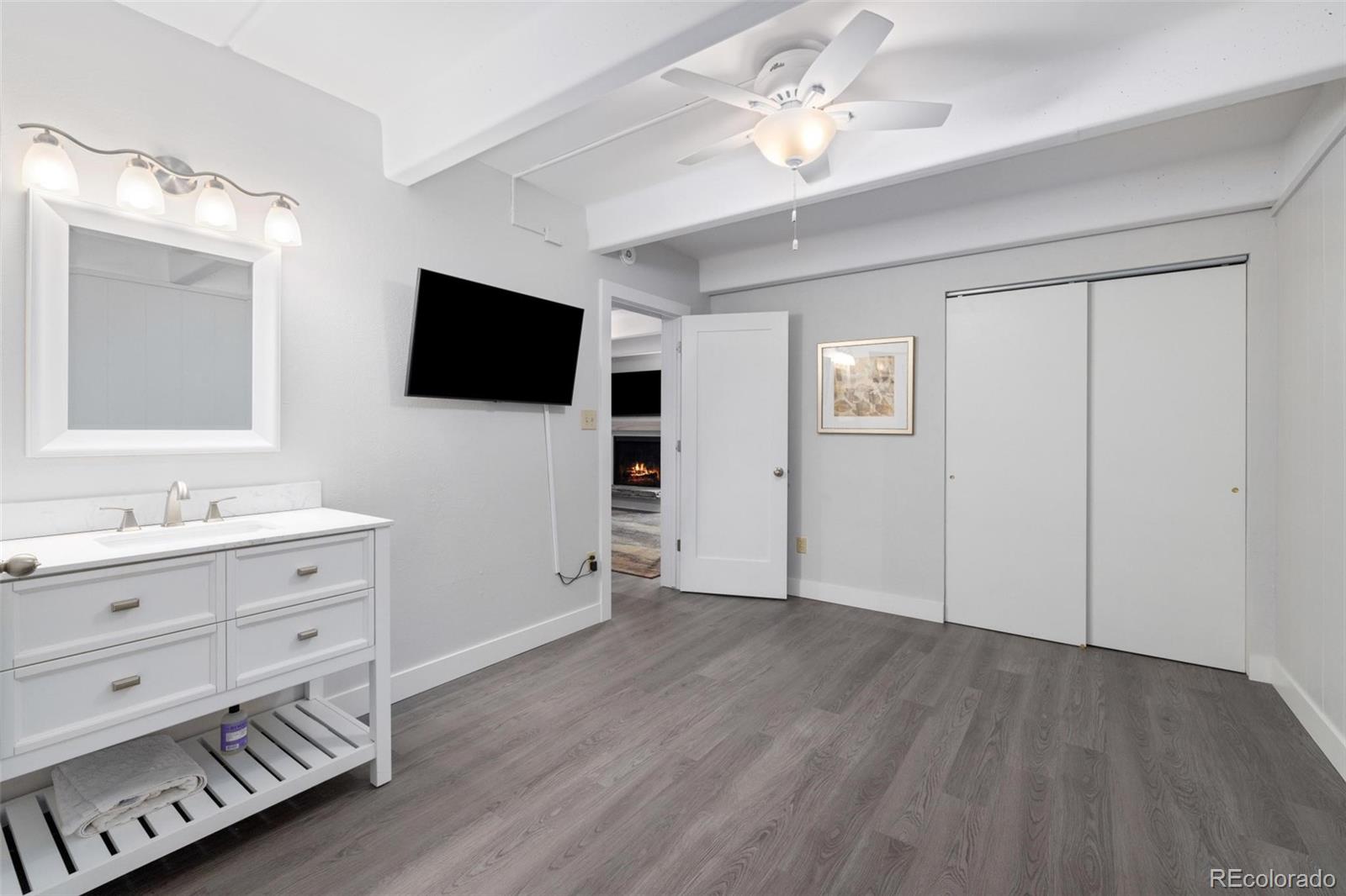 220 E La Bonte Street Unit: 226-228