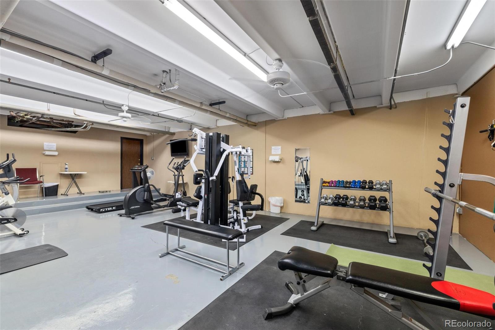 220 E La Bonte Street Unit: 226-228