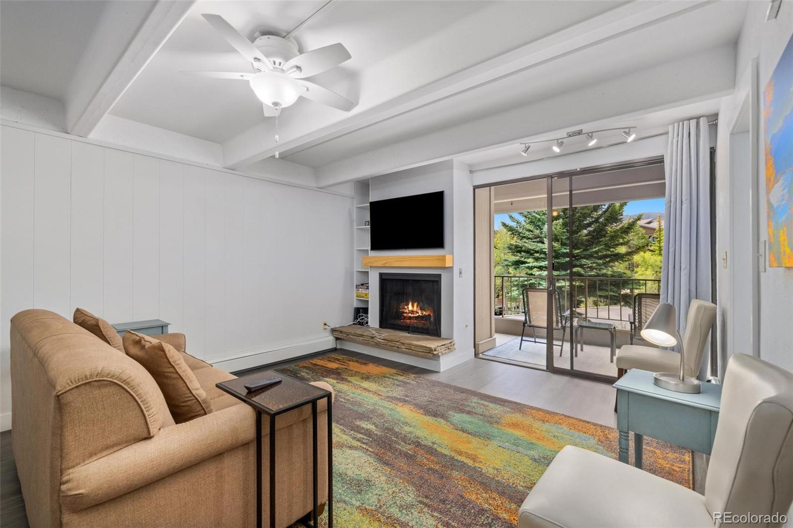 220 E La Bonte Street Unit: 226-228