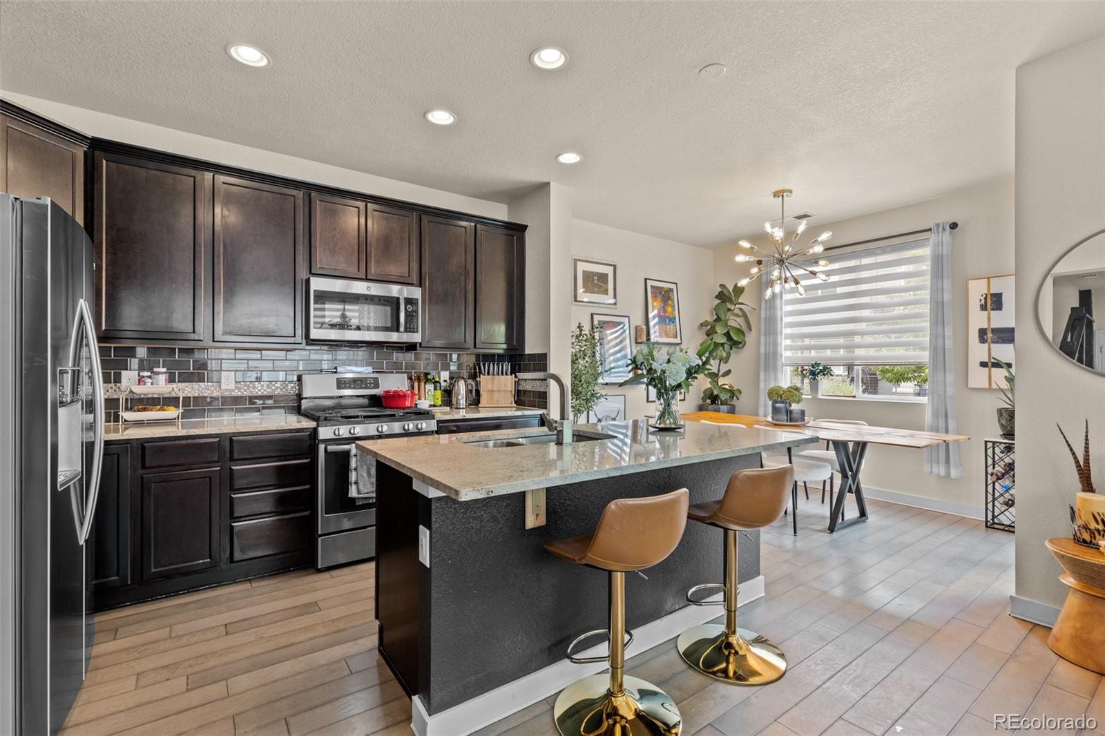 2065 W 67th Place