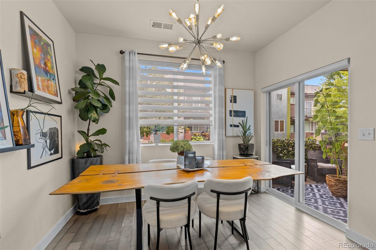 2065 W 67th Place
