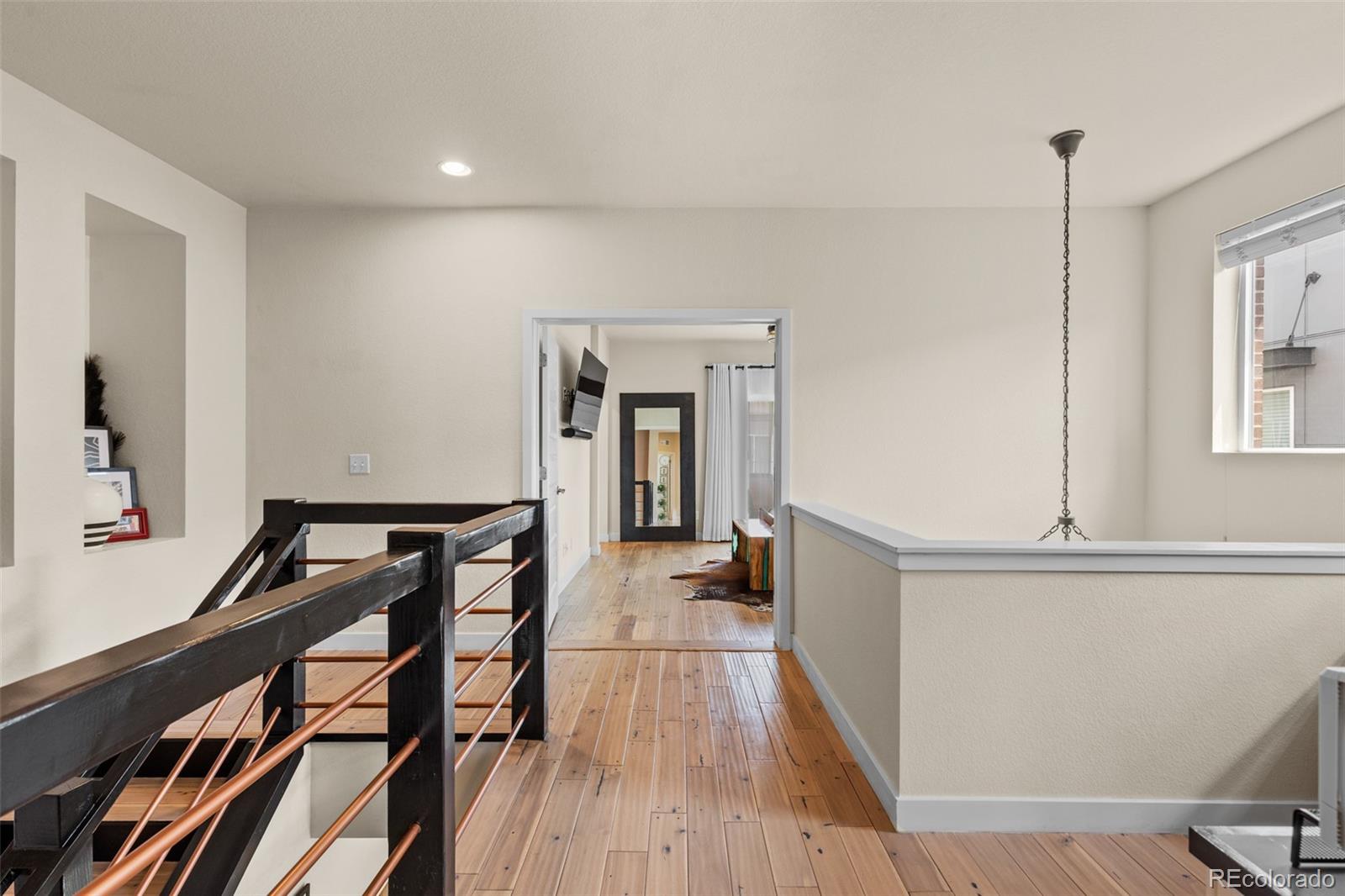 2065 W 67th Place