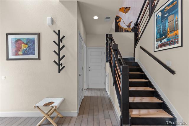 2065 W 67th Place