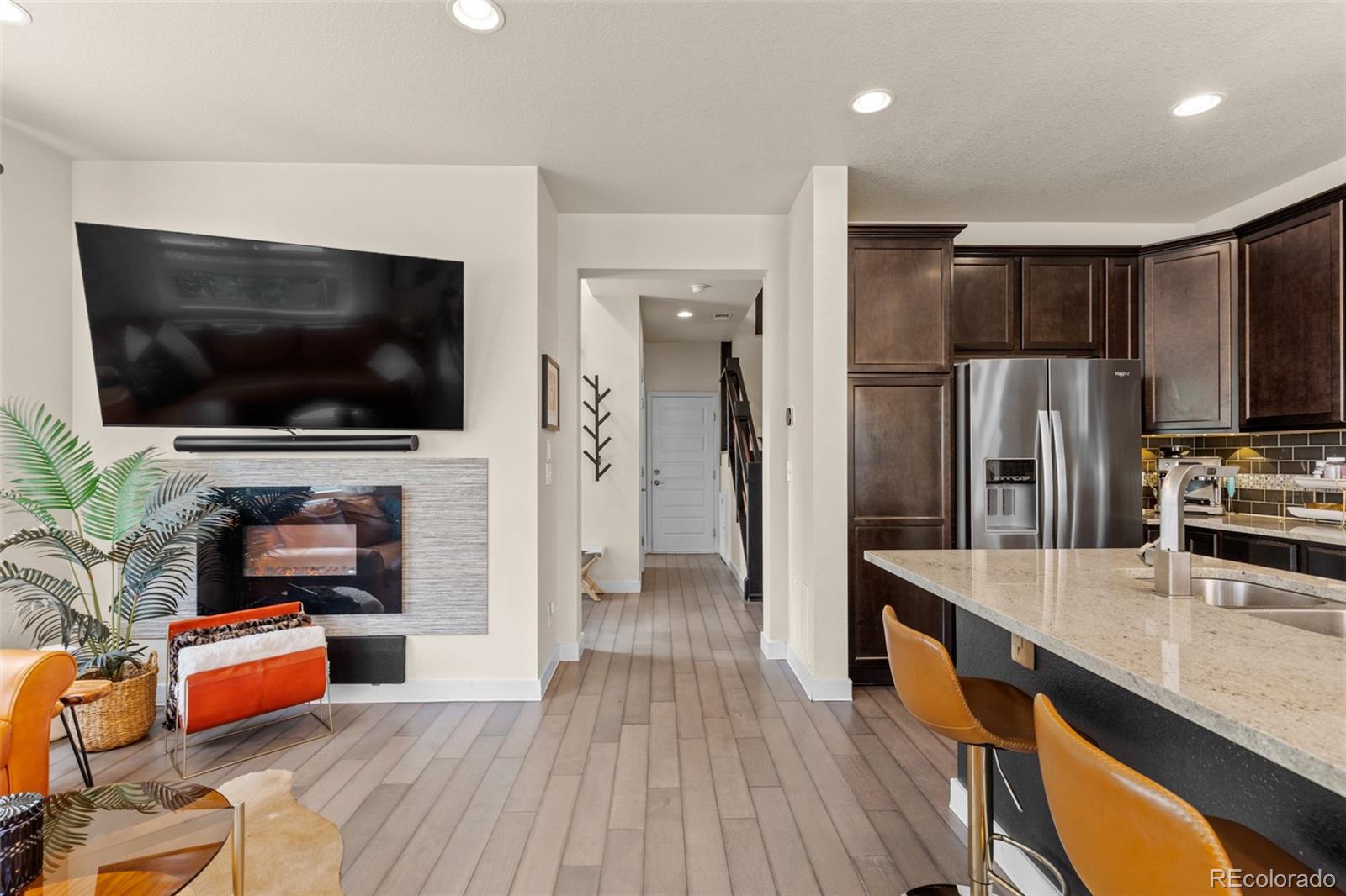 2065 W 67th Place