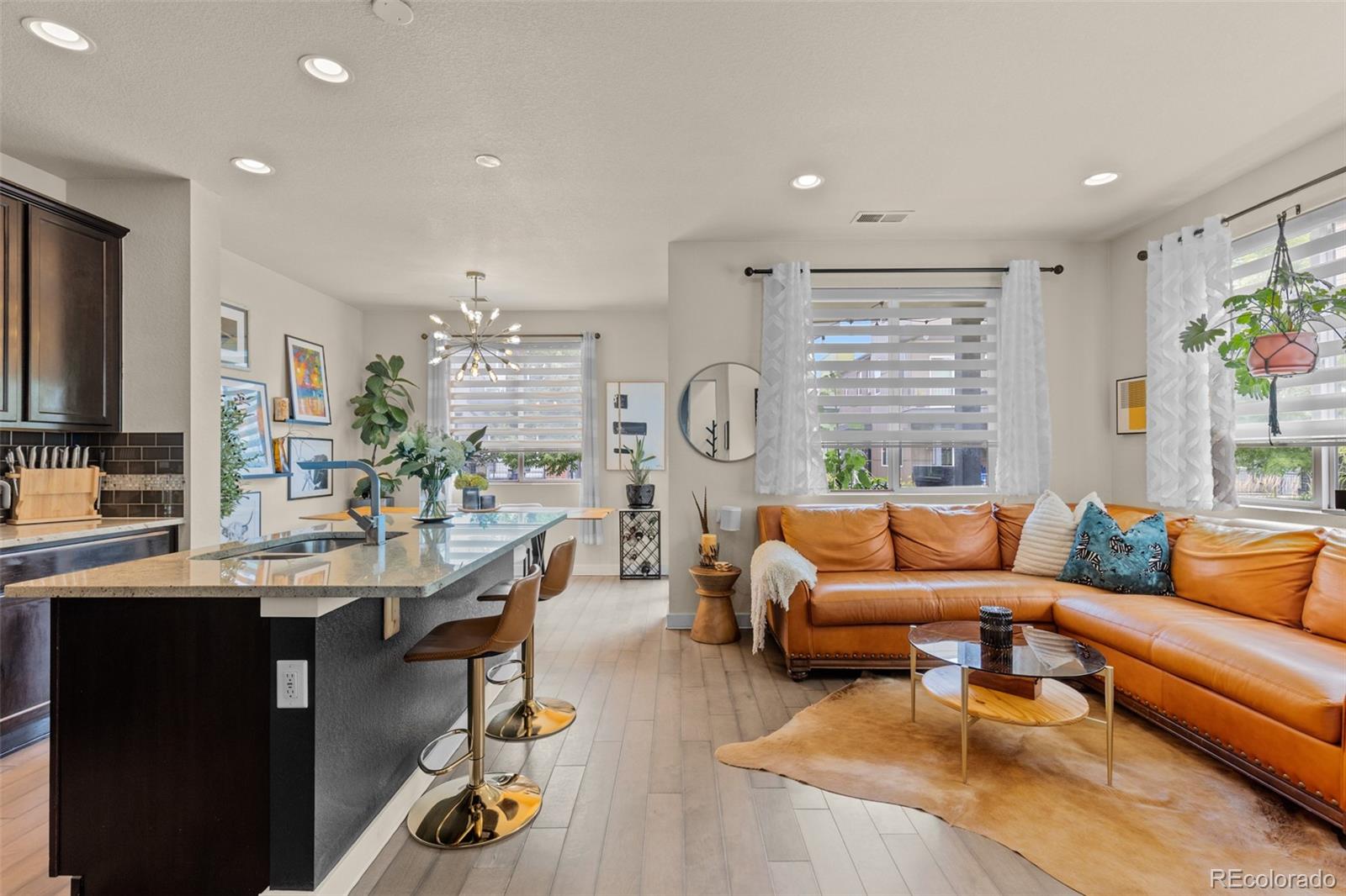 2065 W 67th Place