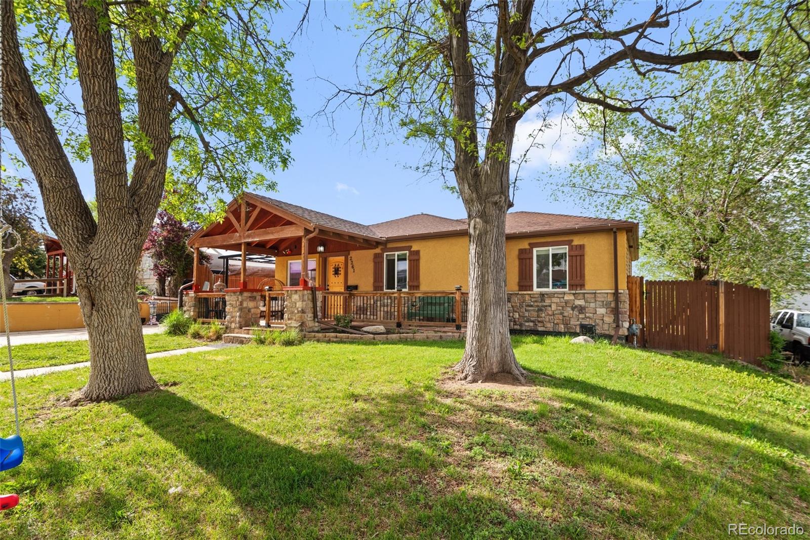 2261 Hoyt Drive