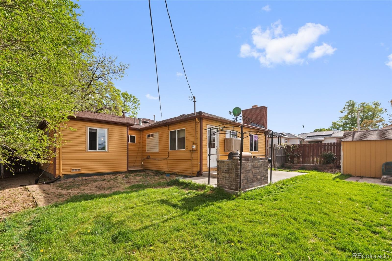 2261 Hoyt Drive