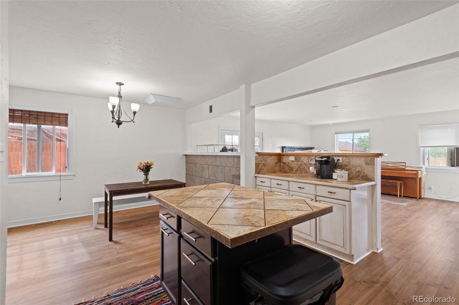 2261 Hoyt Drive