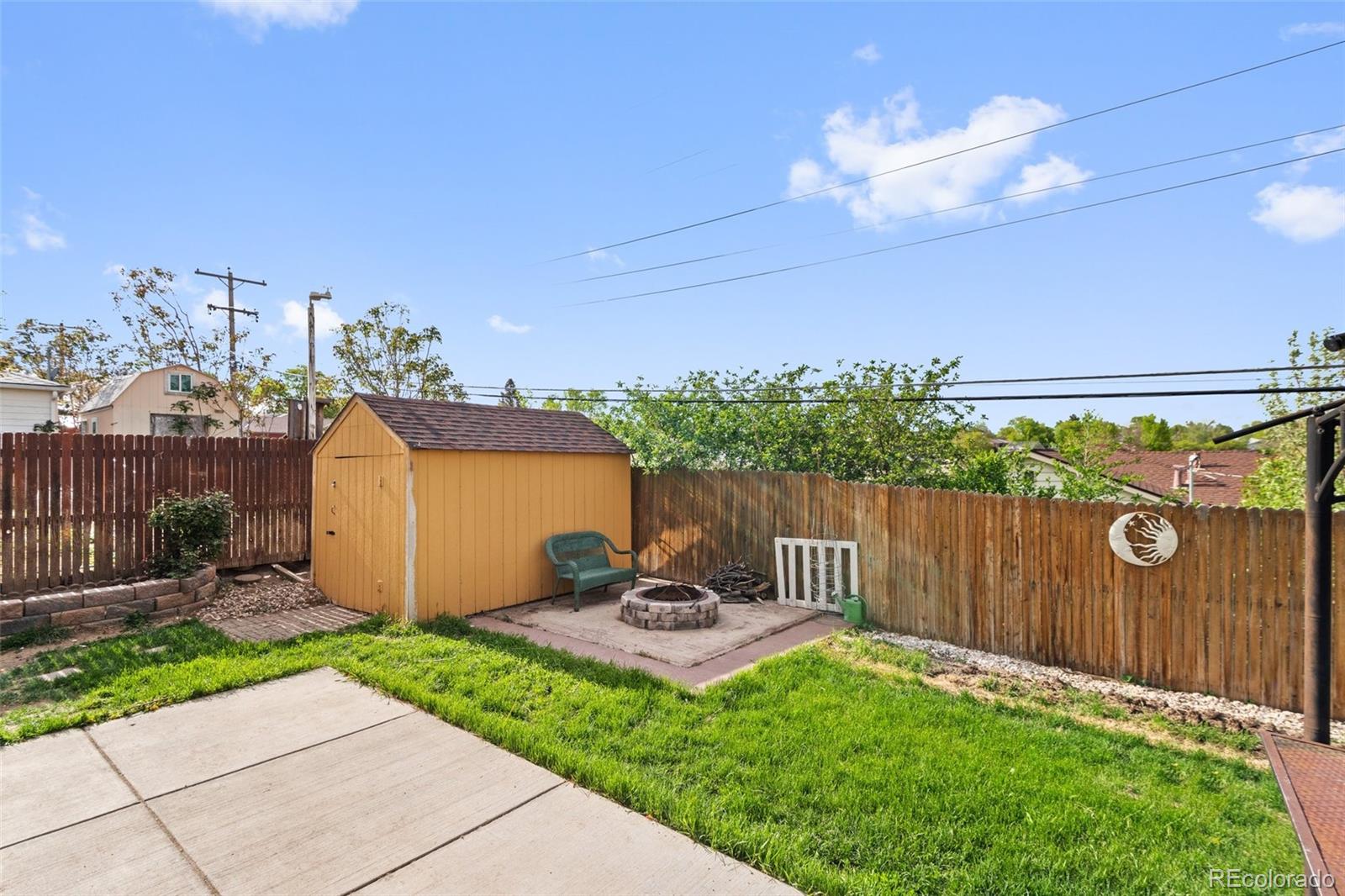 2261 Hoyt Drive