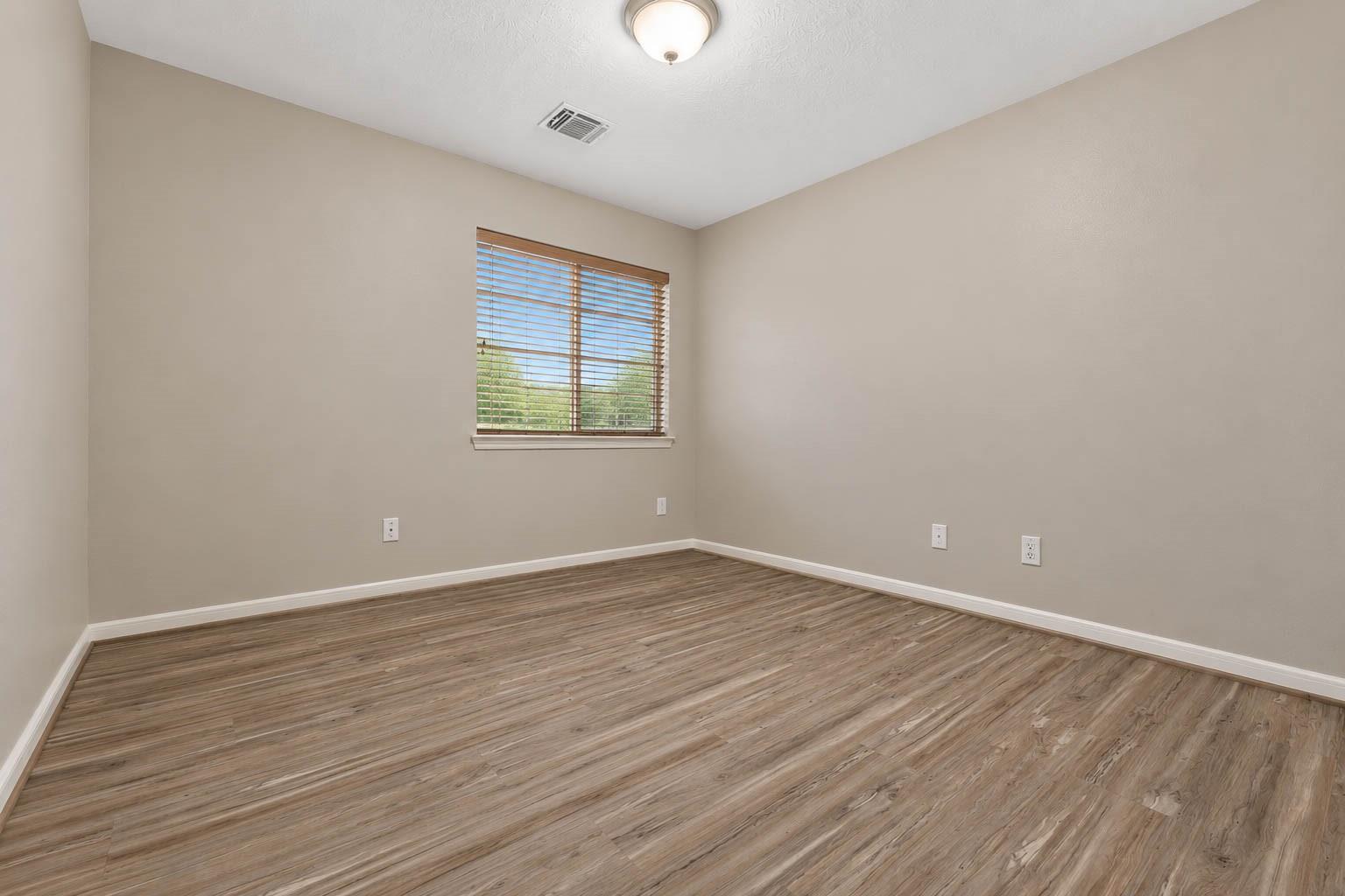 3207 Hickory Knoll Drive