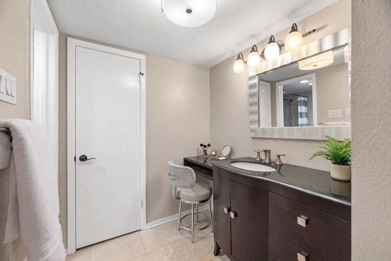 7575 Katy Freeway # 98