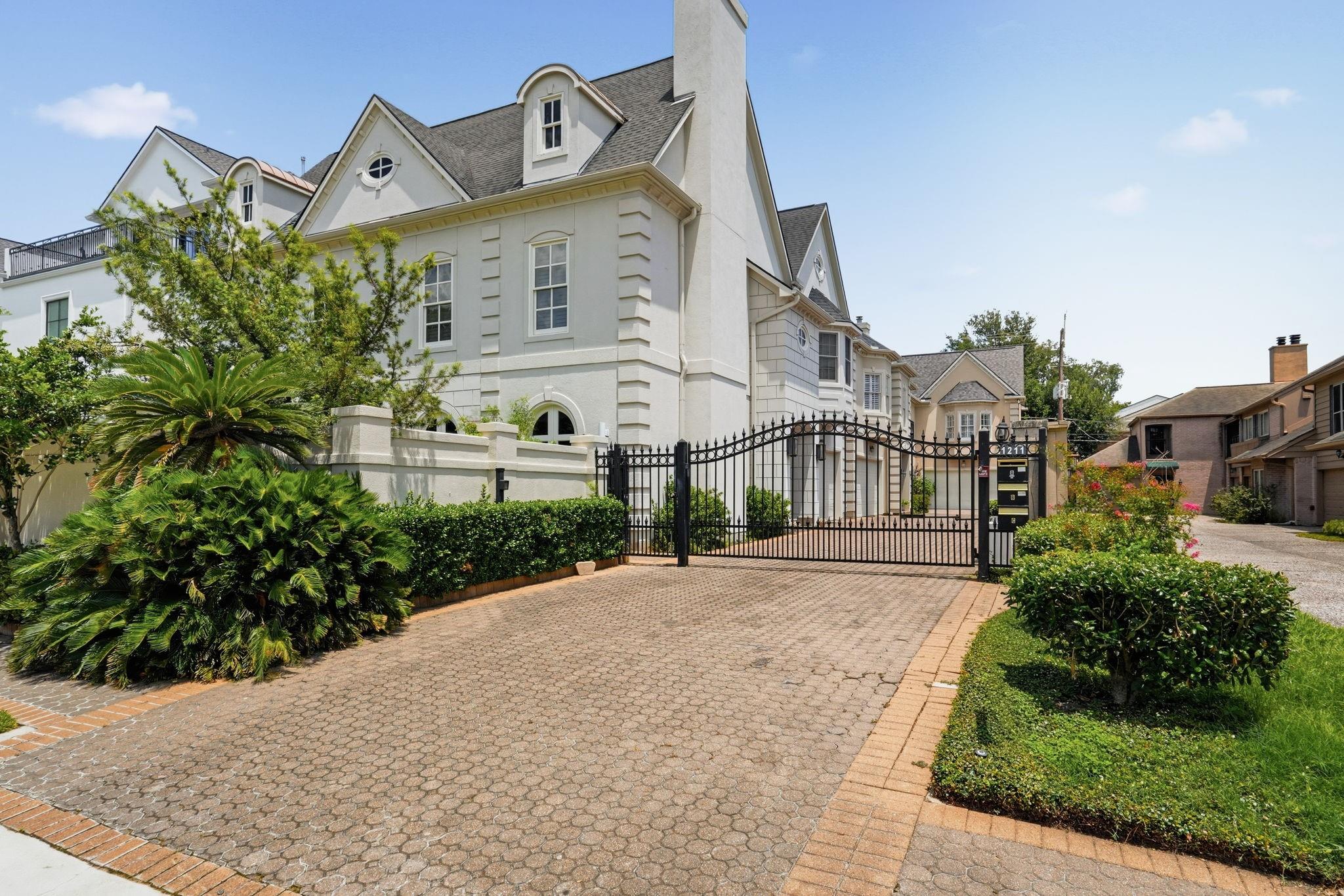 1211 Nantucket Drive # C