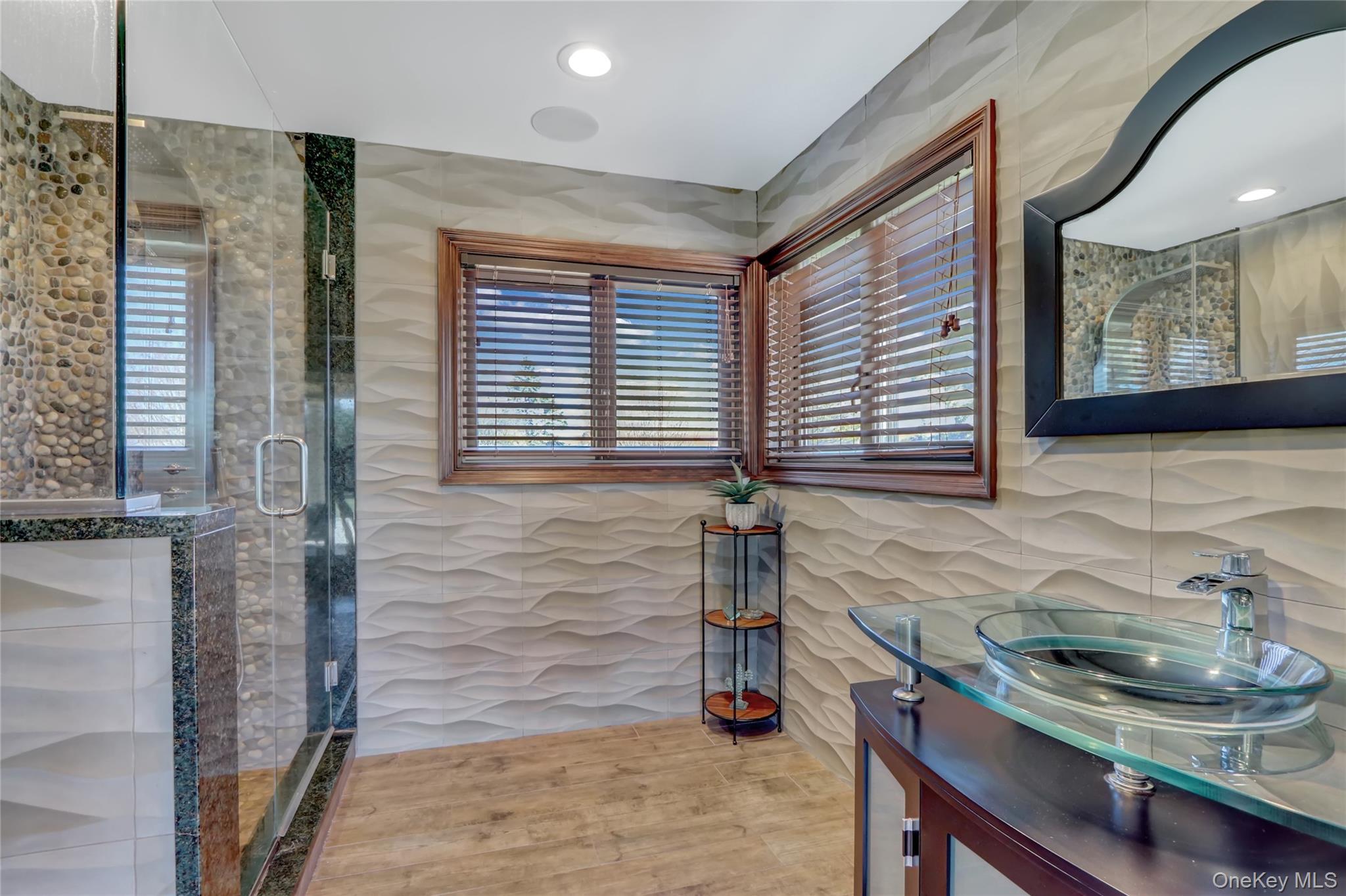 241 Willetts Lane
