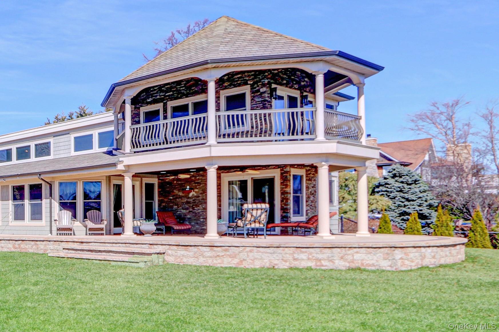 241 Willetts Lane