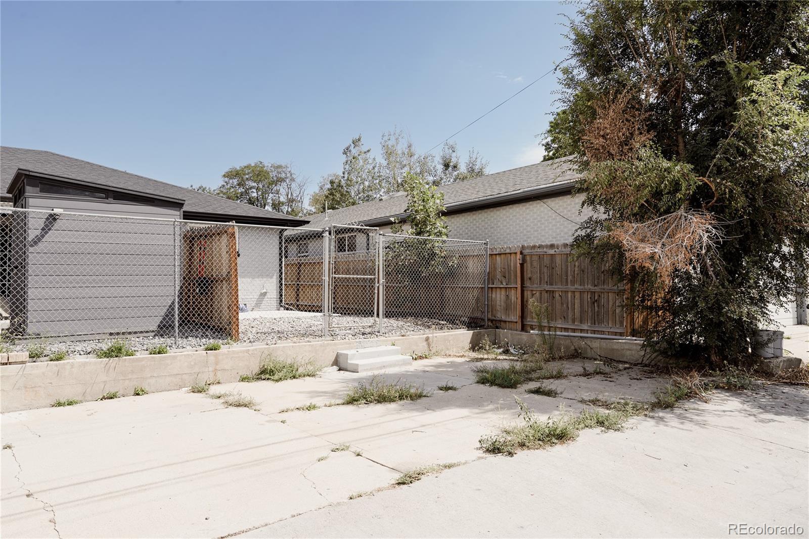 3233 Jasmine Street