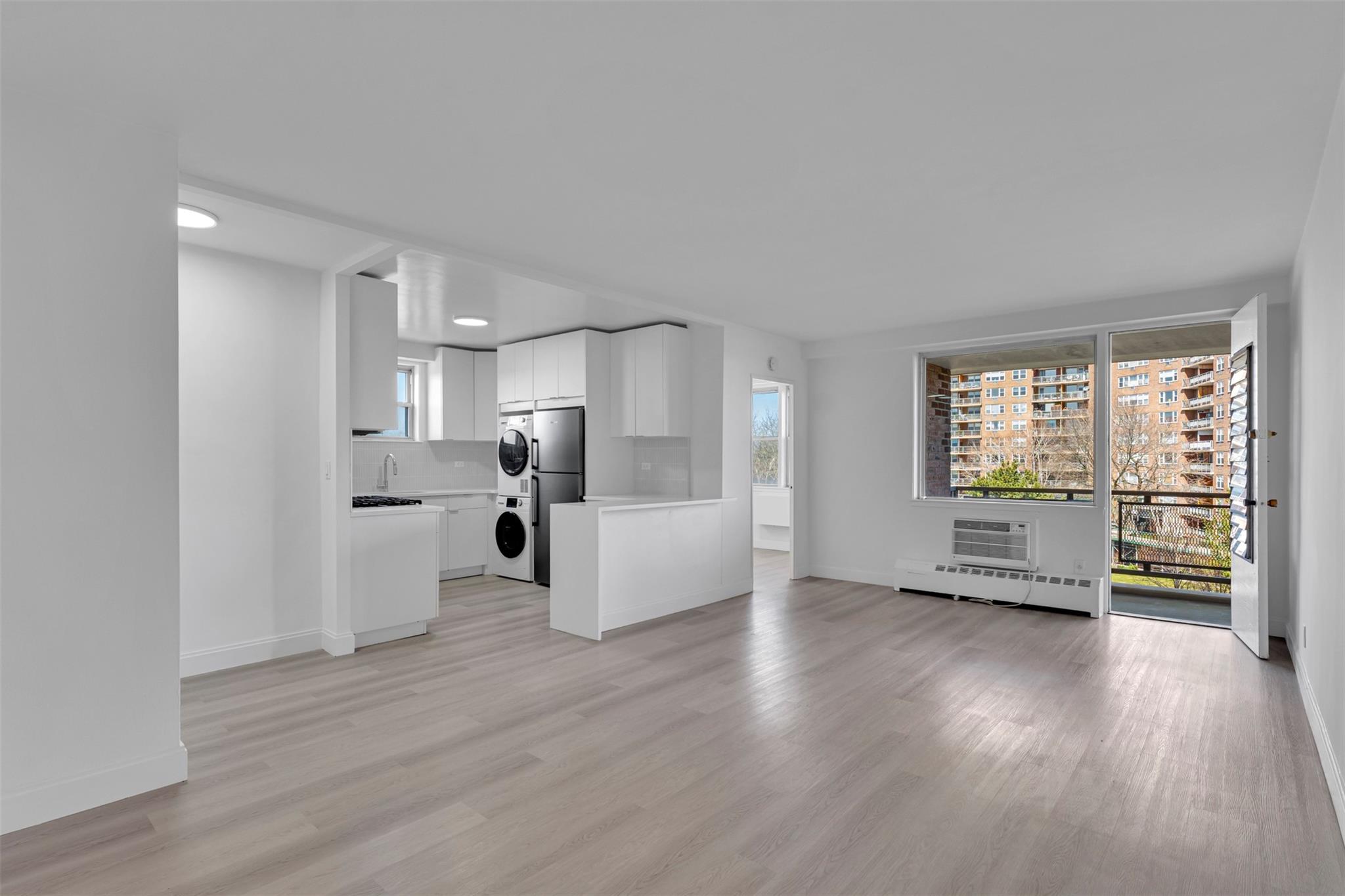 5700 Arlington Avenue Unit: 6V