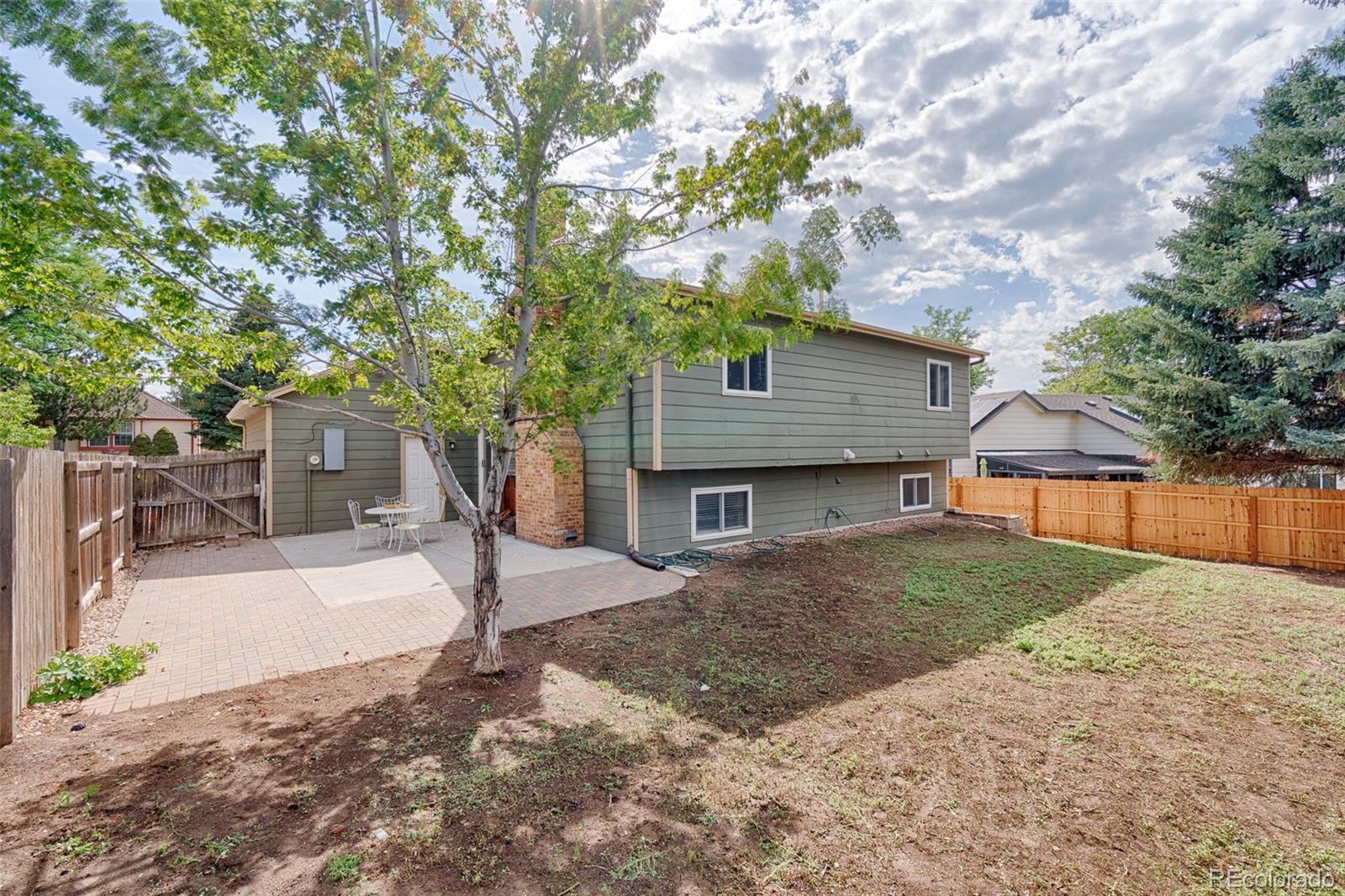 4102 S Dunkirk Way