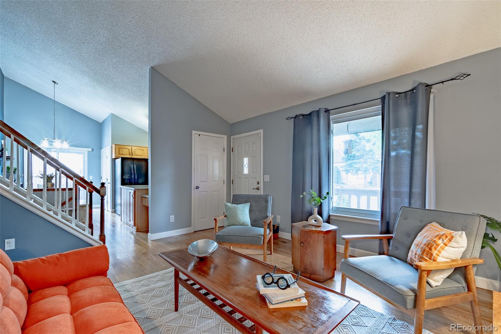 4102 S Dunkirk Way
