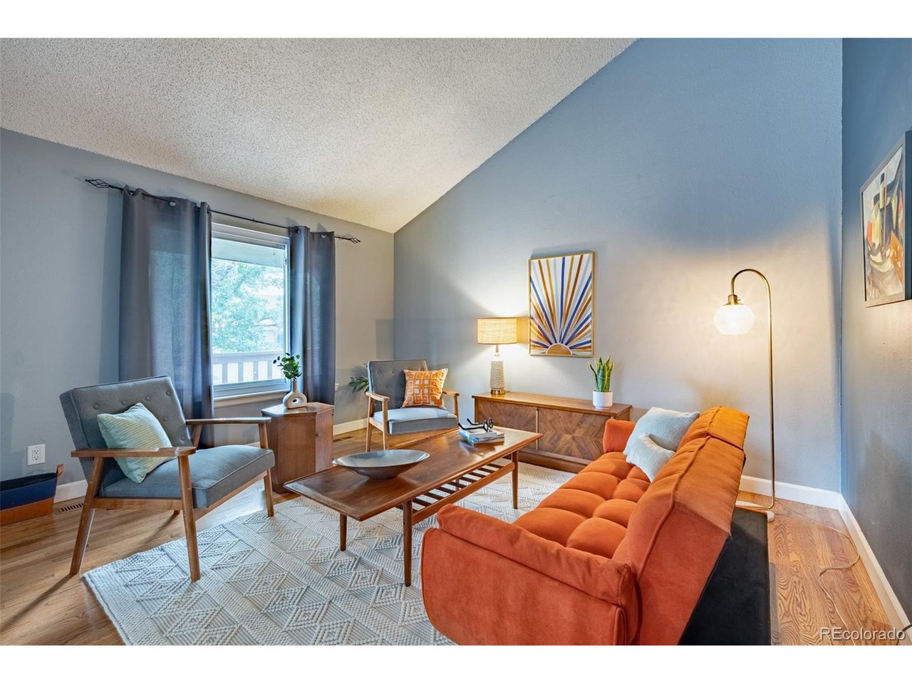 4102 S Dunkirk Way