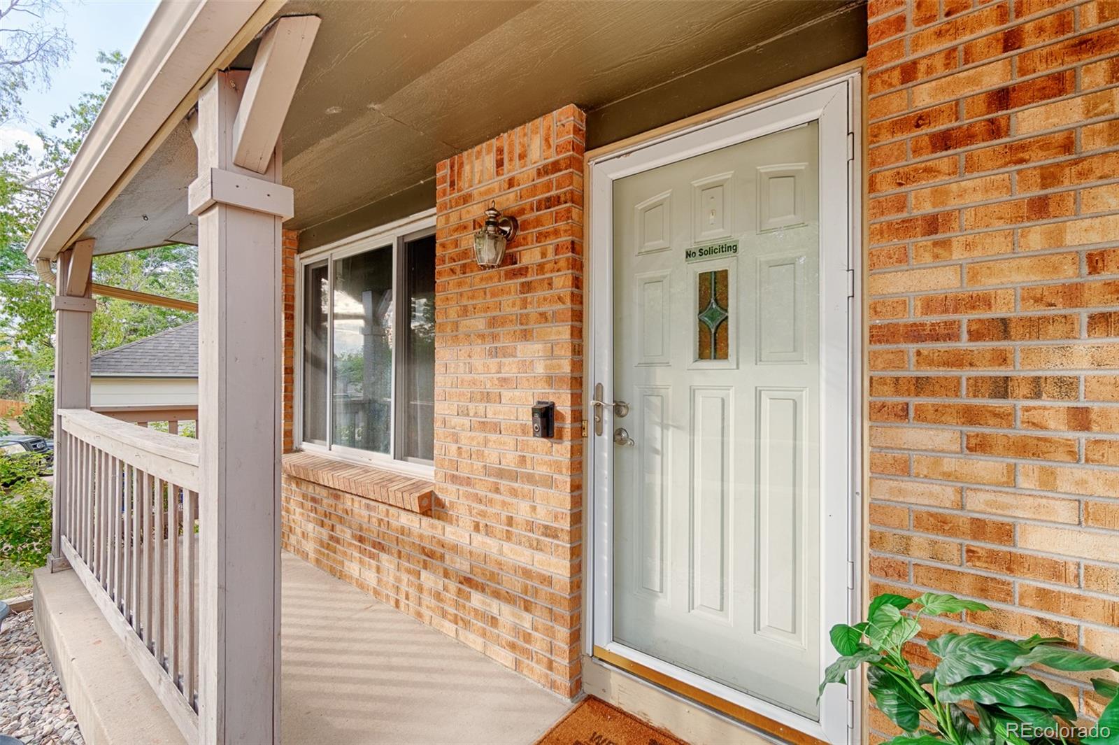 4102 S Dunkirk Way