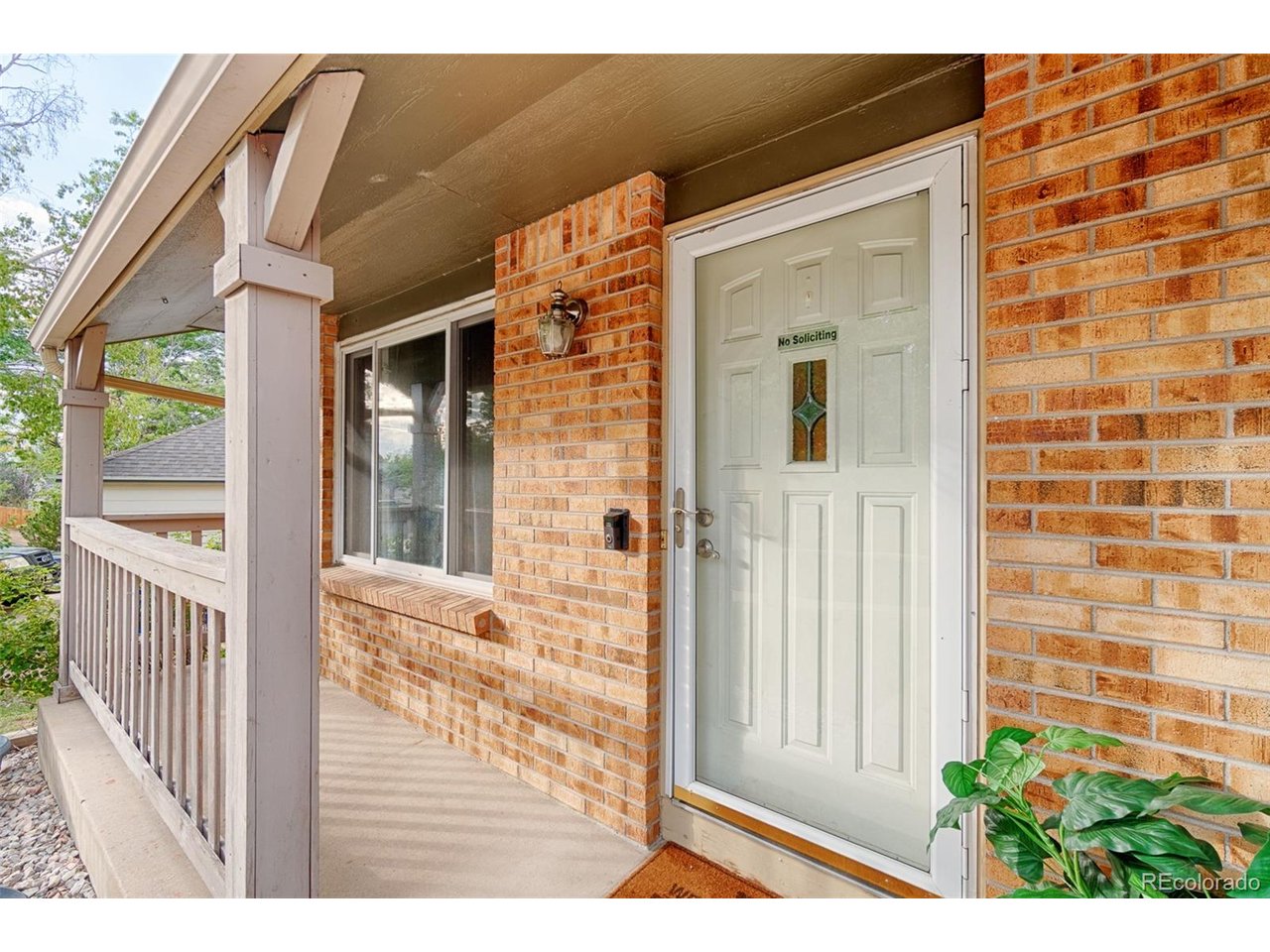 4102 S Dunkirk Way