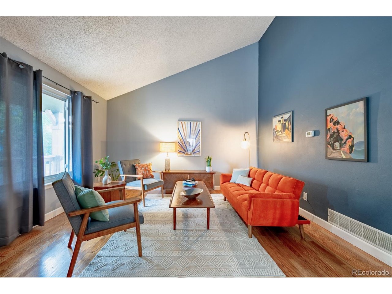 4102 S Dunkirk Way